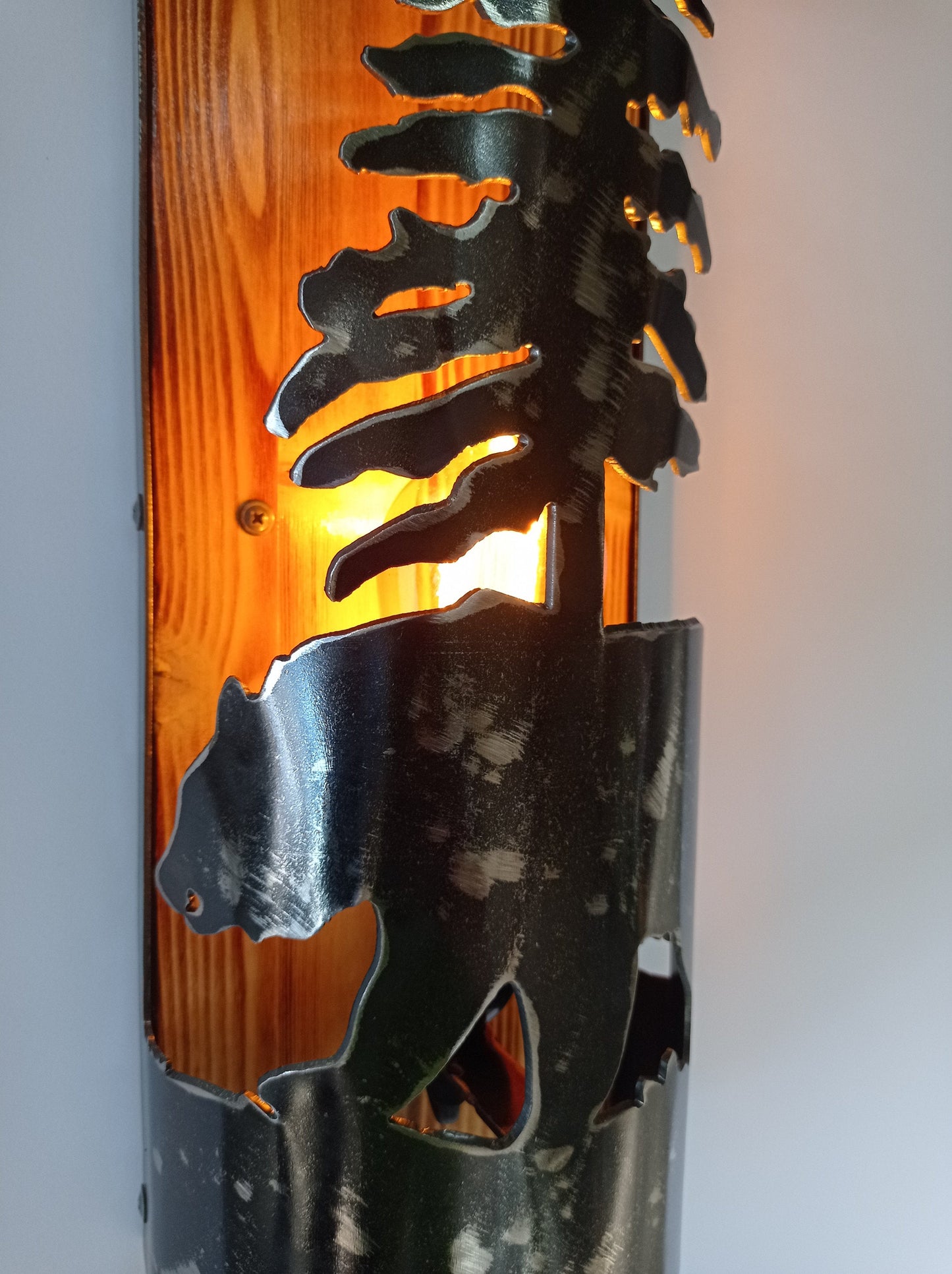 Rustikale Wandleuchte - Bär - Kabinenleuchte - Blockhausbeleuchtung - Lodge Lights