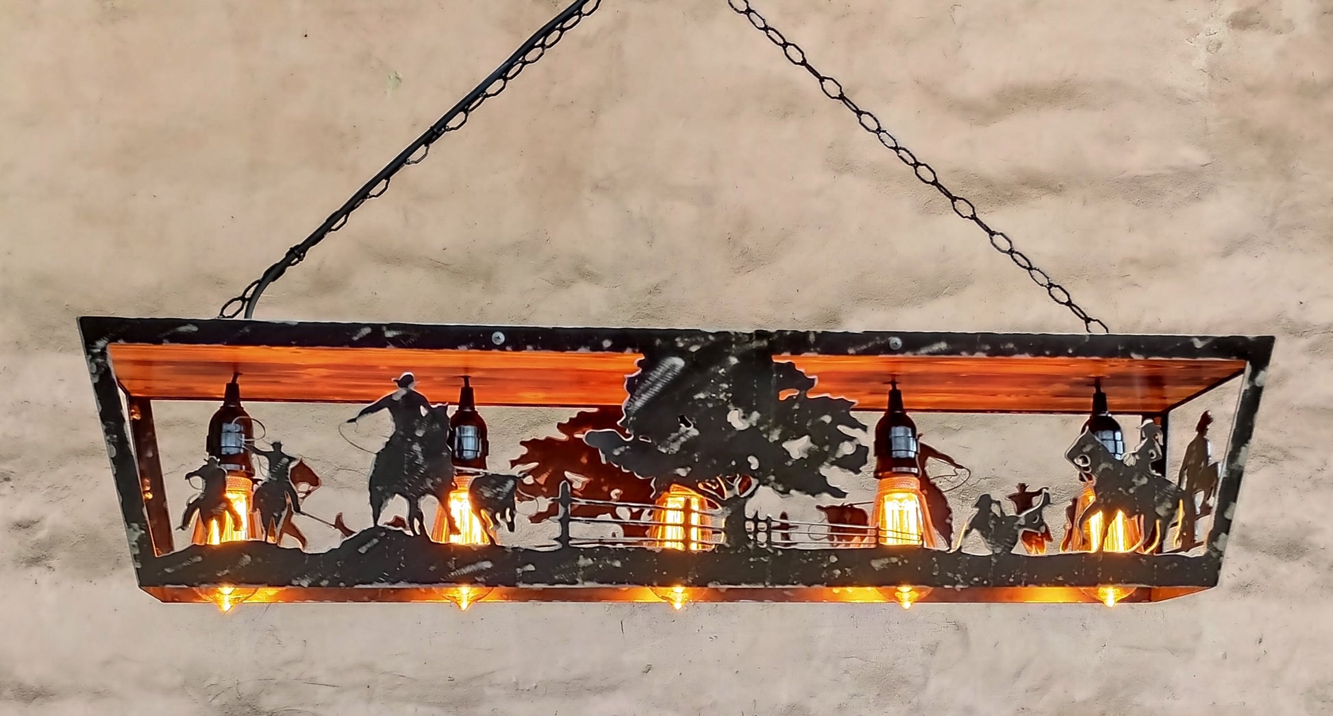 horses_light_fixture