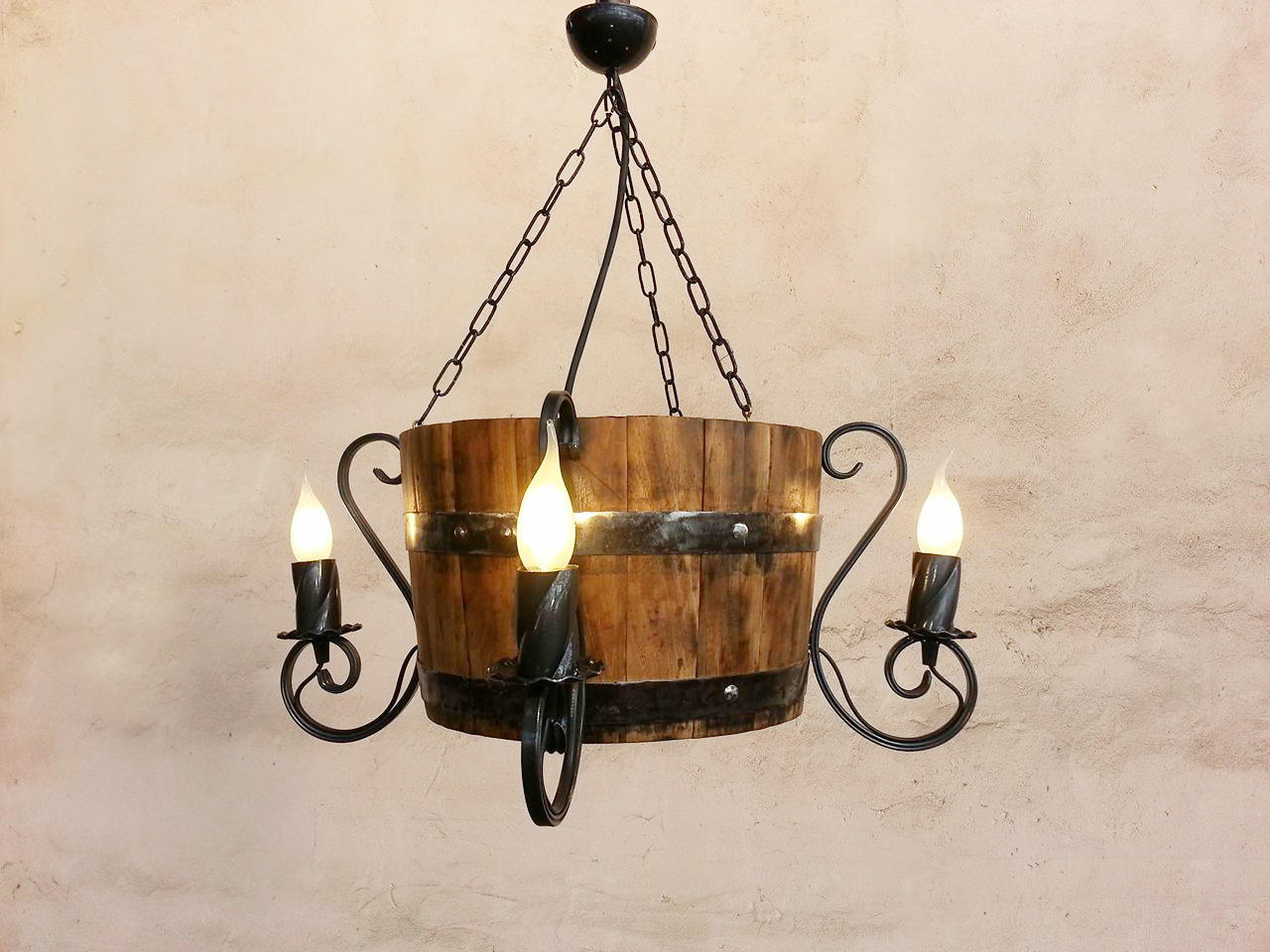 Lustre tonneau de vin - Plafonnier rustique - Lustre bois et fer forgé