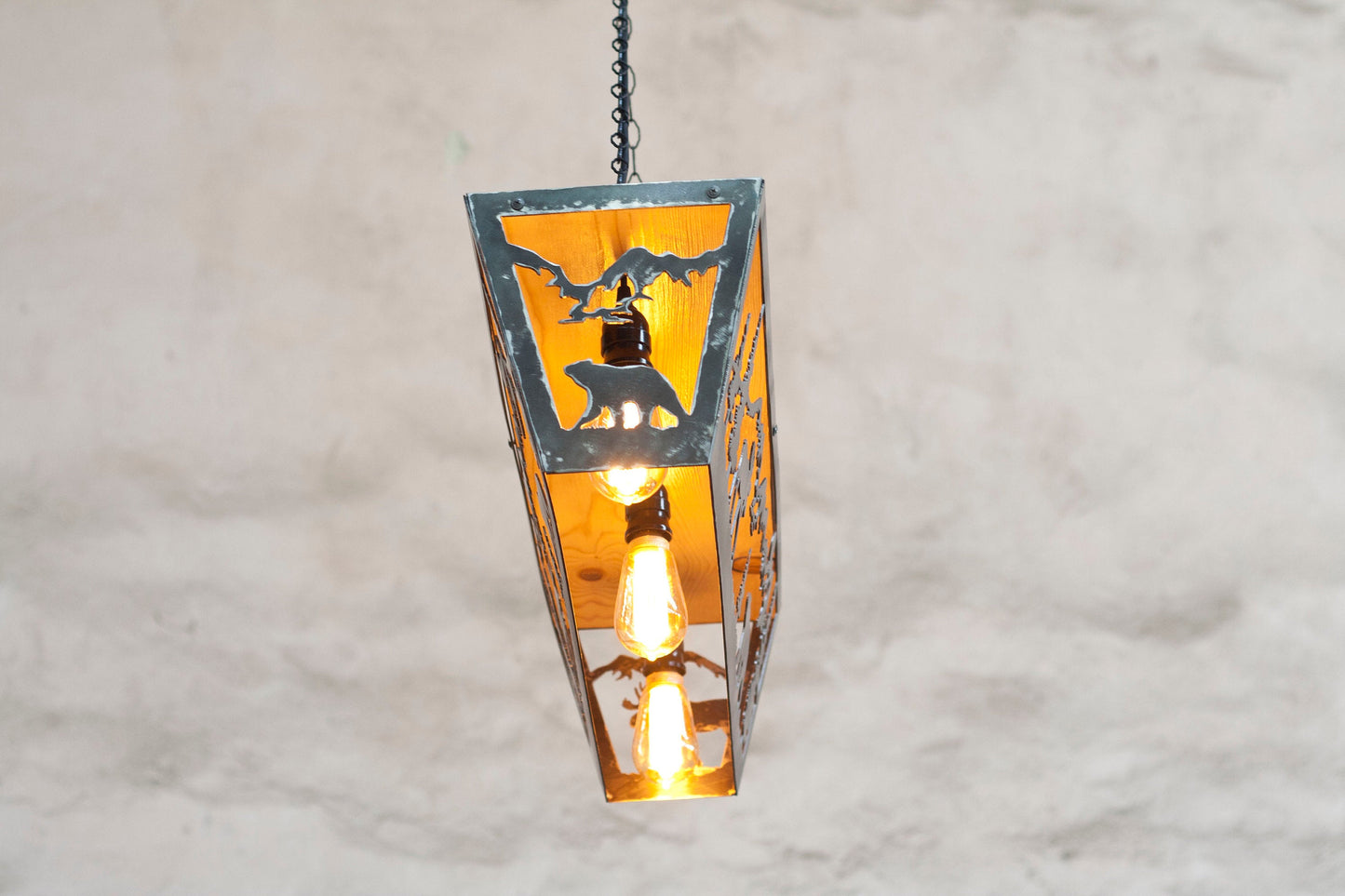 Rustic three lights fixture - Moose and bear - Cabin wildlife light fixture