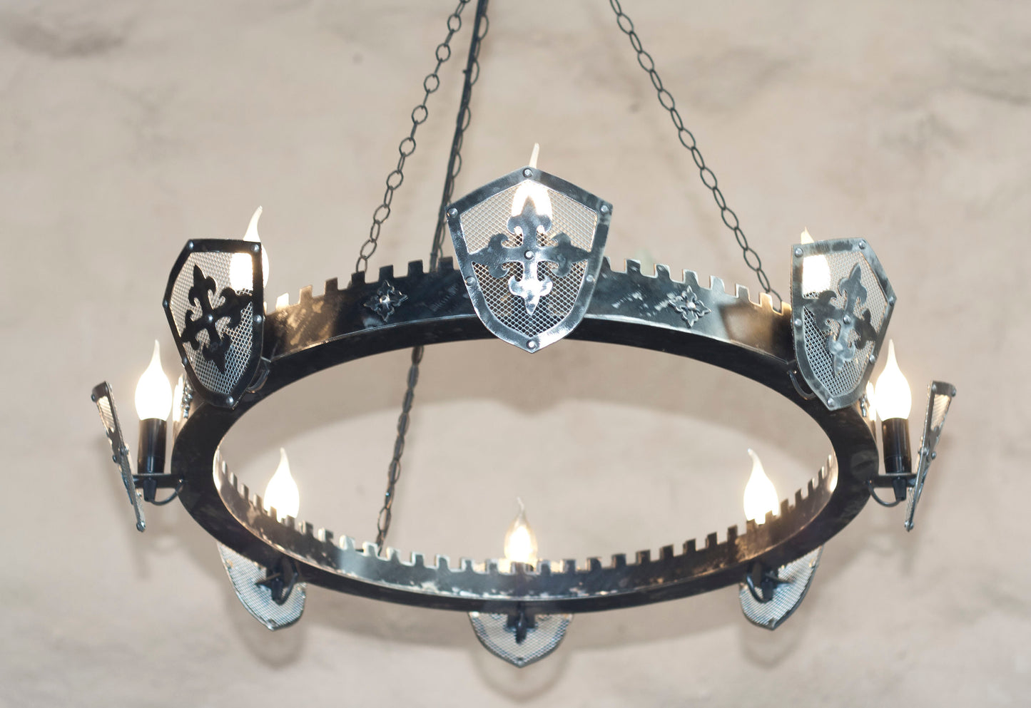 Lustre ligthing - Lustre en fer de style médiéval ancien - Lustre à huit lumières - Plafonniers - Éclairage rustique