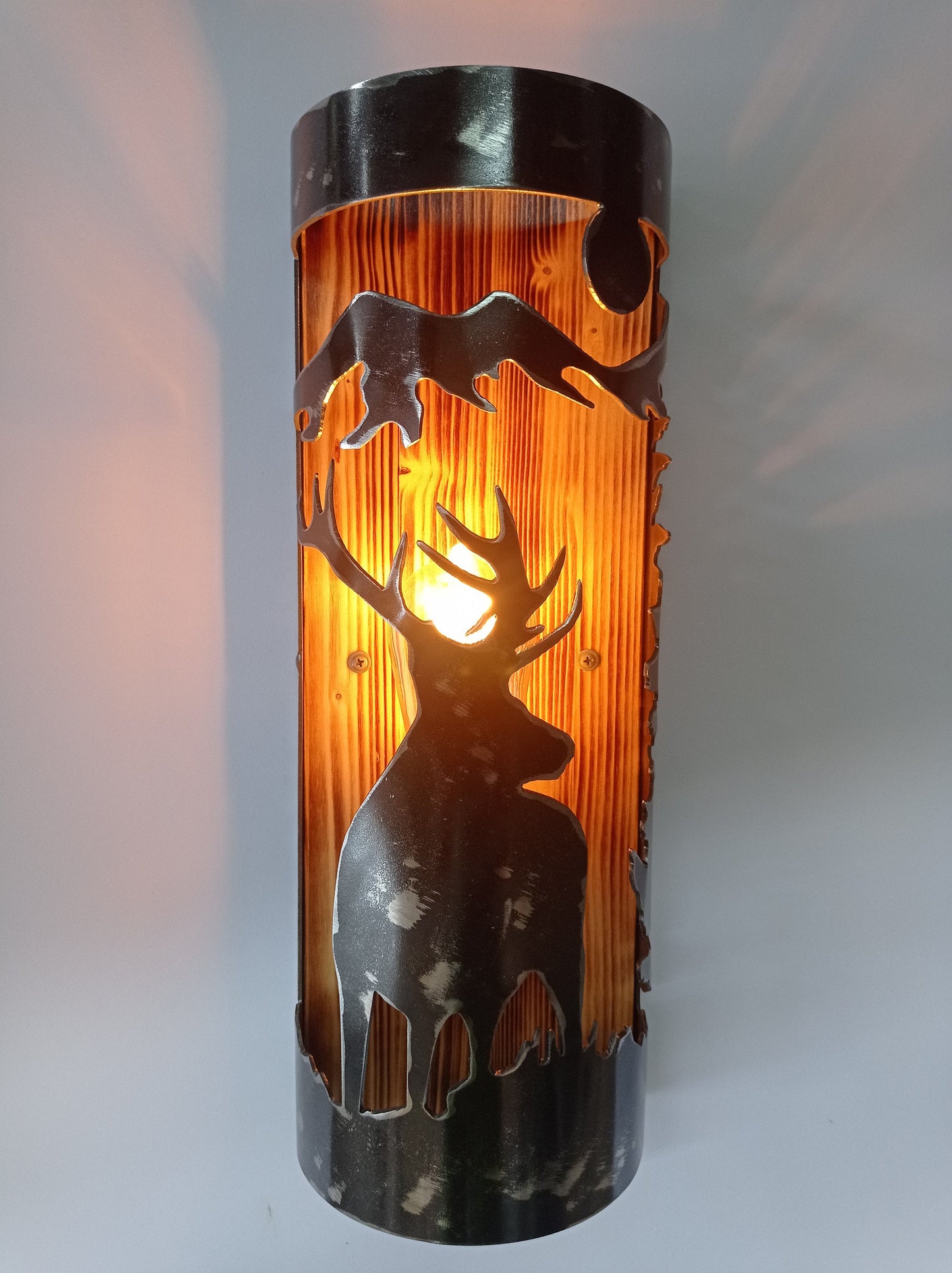 Rustikale Wandleuchte - Hirsch - Kabinenleuchte - Blockhausbeleuchtung - Lodge Lights