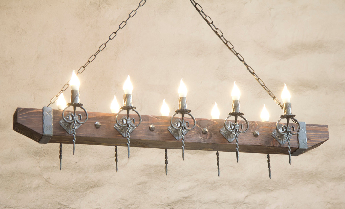 Lustre en fer forgé - Lustre en bois - Plafonniers rustiques - Éclairage médiéval - Lustre à poutres en bois