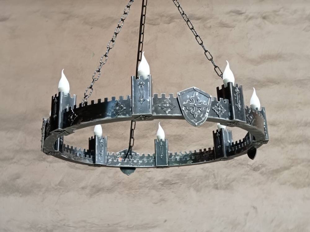 Éclairage de lustre médiéval - grand lustre en fer ancien - Plafonniers - Éclairage rustique